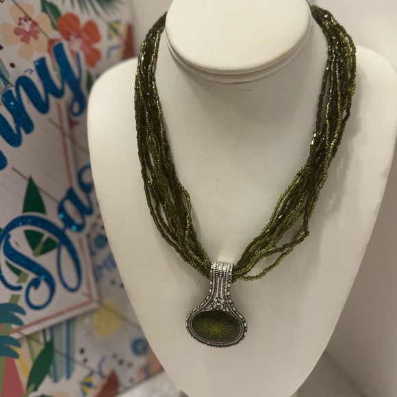 Monty Statement Necklace - Picture 7 of 10